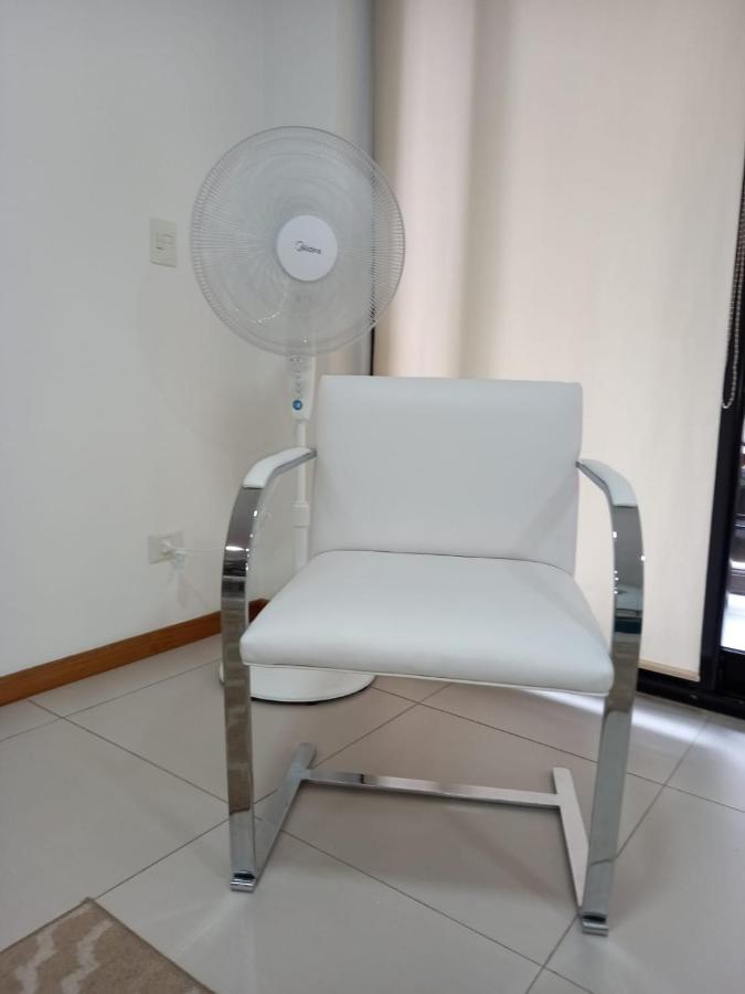 ブエノスアイレスDepartamento En Recoleta Excelenteアパートメント エクステリア 写真